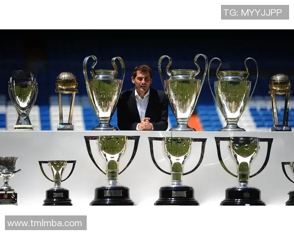 武汉足球队耐力表现全解析大满贯点评展现球队韧性与拼搏精神